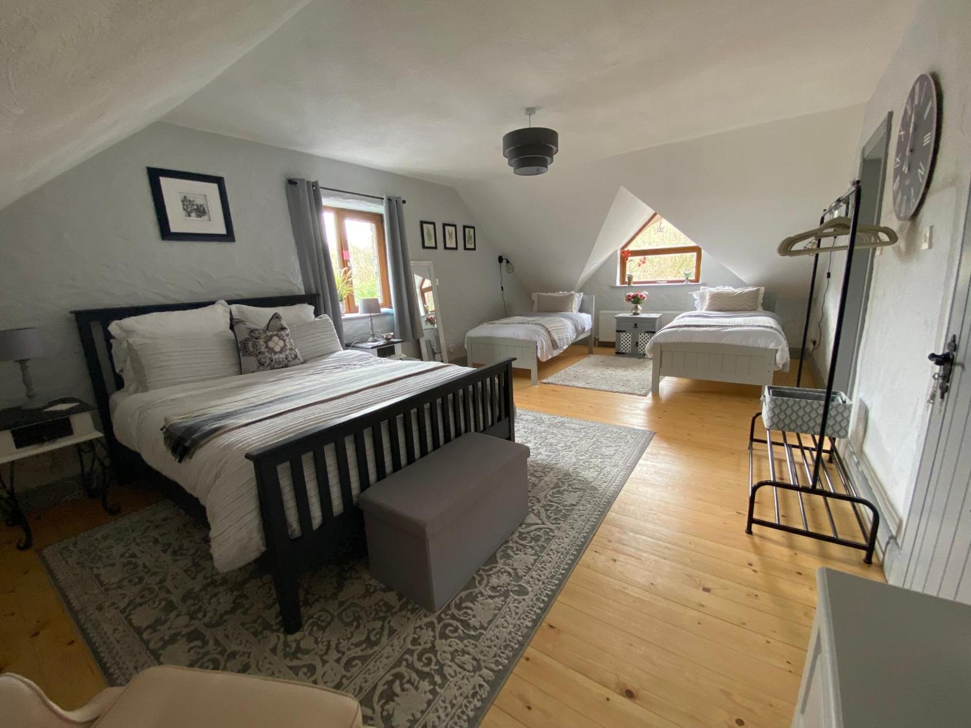 Salmon Weir Lodge コング エクステリア 写真